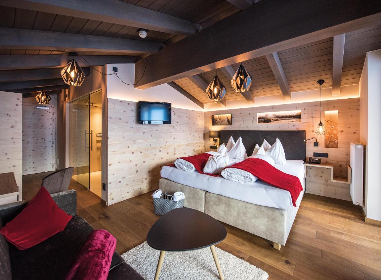 Hotel Goldknopf Альпе-ди-Сьюзи Экстерьер фото