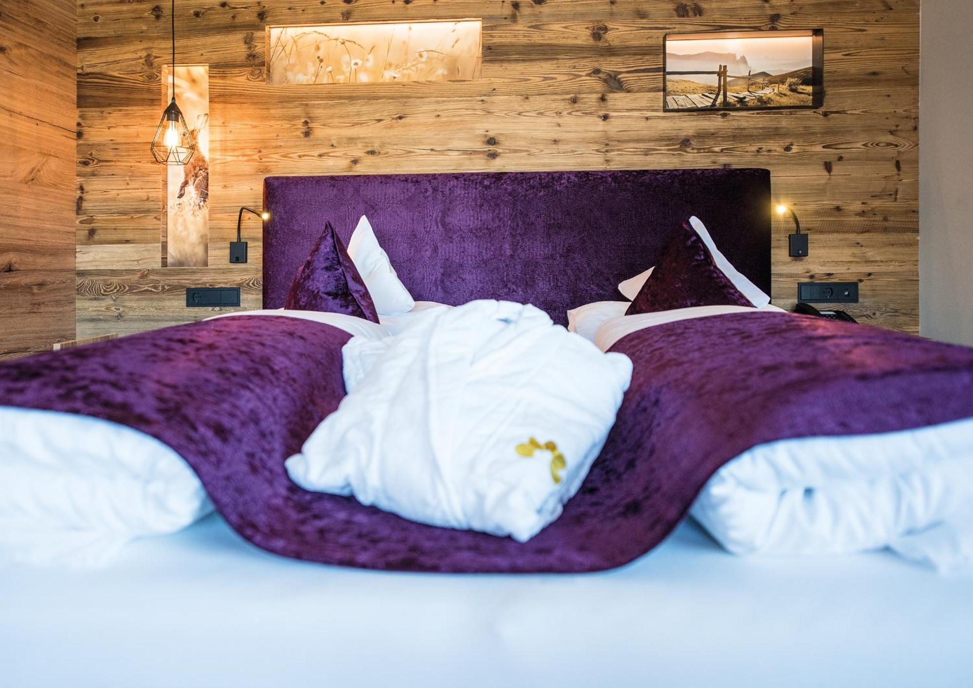 Hotel Goldknopf Альпе-ди-Сьюзи Экстерьер фото