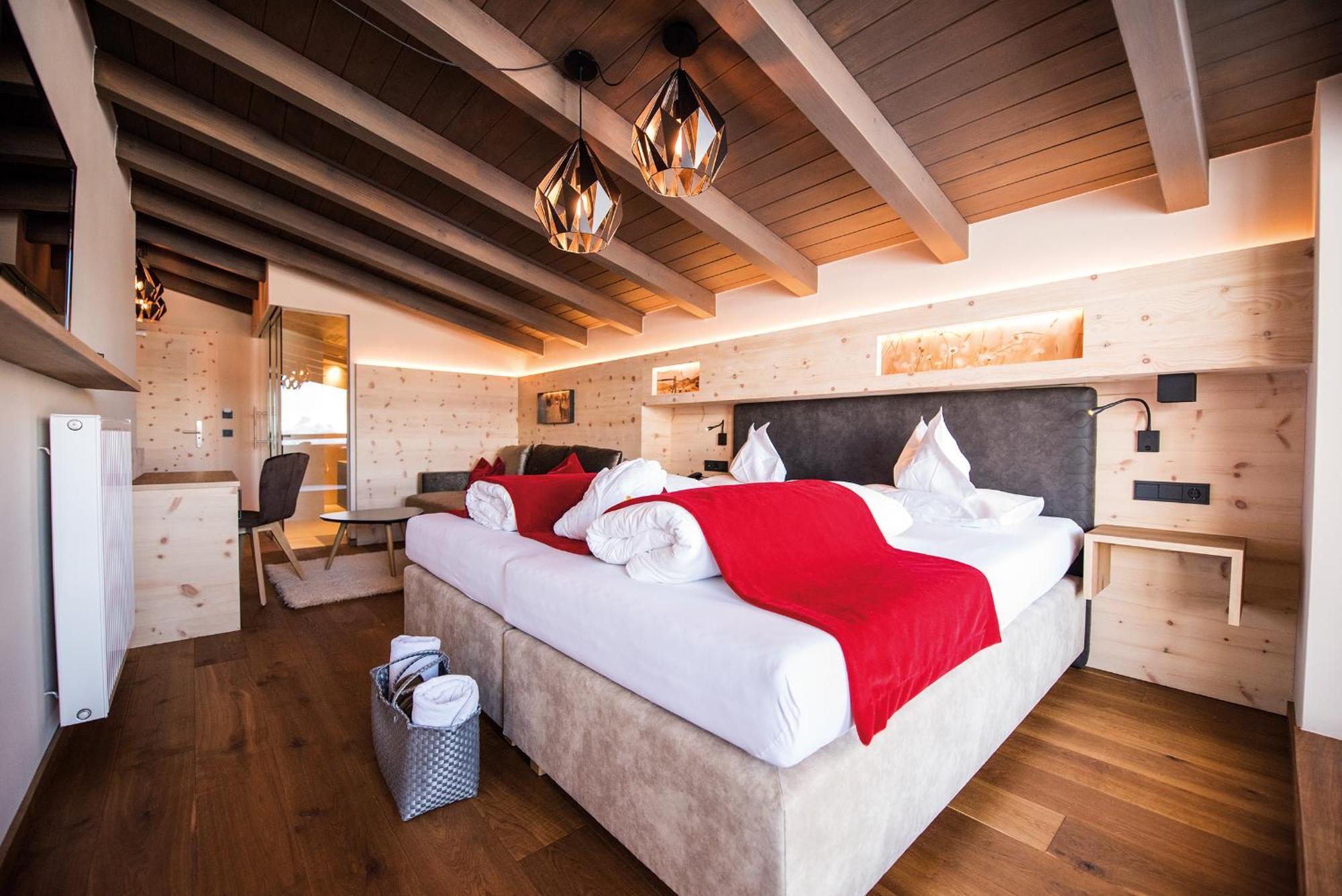 Hotel Goldknopf Альпе-ди-Сьюзи Экстерьер фото